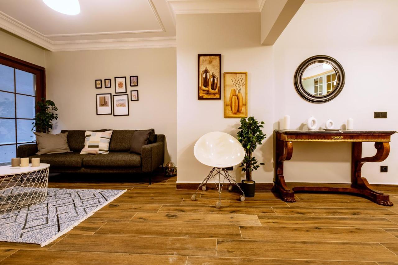 Spacious And Comfy 2Br In The Heart Of Cihangir Apartment Istanbul Exterior foto